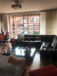 Apartamento de 4 alcobas en venta en Bosque De Pino, Bogotá, 286 m² · foto 3 de 16