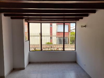 Casa en arriendo en Cedritos, Bogotá · foto 2 de 14