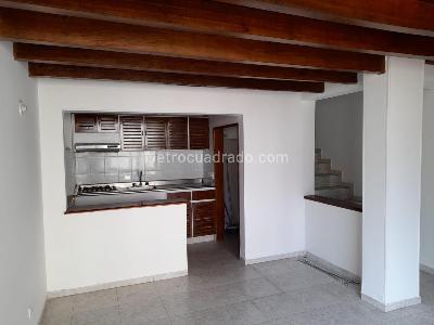 Casa en arriendo en Cedritos, Bogotá · foto 3 de 14