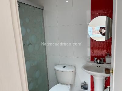 Apartamento de 3 alcobas en venta en Cedritos, Bogotá, 85 m² · foto 10 de 15