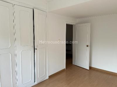 Apartamento de 3 alcobas en venta en Cedritos, Bogotá, 85 m² · foto 13 de 15