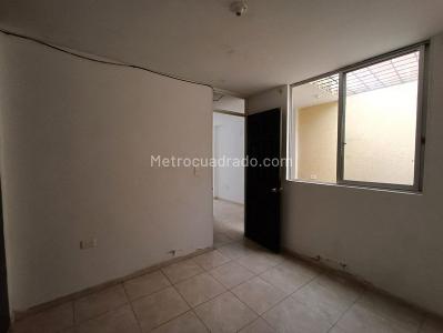 Casa de 2 alcobas en venta en Conjunto La Mansión, Ibagué, 123 m² · foto 4 de 19