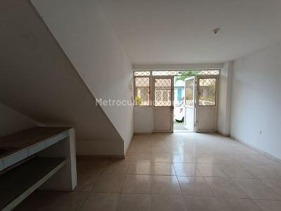 Casa de 2 alcobas en venta en Conjunto La Mansión, Ibagué, 123 m² · foto 3 de 19