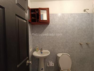 Casa de 2 alcobas en venta en Conjunto La Mansión, Ibagué, 123 m² · foto 11 de 19