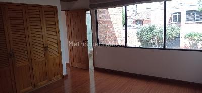 Casa de 4 alcobas en venta en Cedritos, Bogotá, 270 m² · foto 7 de 15