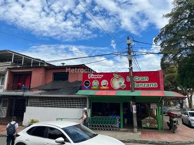 Casa de 3 alcobas en venta en Interlaken, Ibagué, 341 m² · foto 2 de 10
