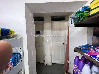 Casa de 3 alcobas en venta en Interlaken, Ibagué, 341 m² · foto 9 de 10