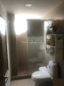 Apartamento de 2 alcobas en venta en Conjunto Vivalto, Ibagué, 74 m² · foto 8 de 13