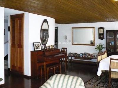 Casa de 5 alcobas en venta en Cedritos Contador Nuevo Contry, Bogotá, 296 m² · foto 3 de 7