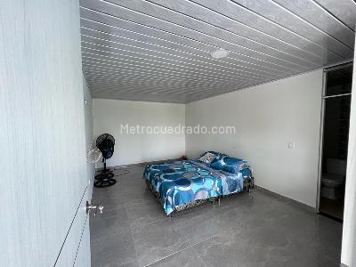 Casa de 5 alcobas en venta en Gualanday Las Brisas, Ibagué, 575 m² · foto 9 de 15