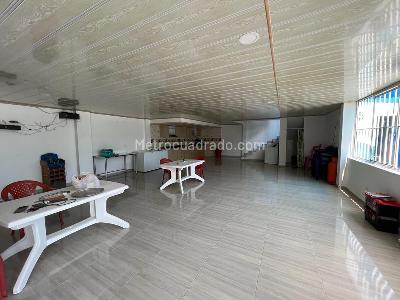 Casa de 5 alcobas en venta en Gualanday Las Brisas, Ibagué, 575 m² · foto 2 de 15