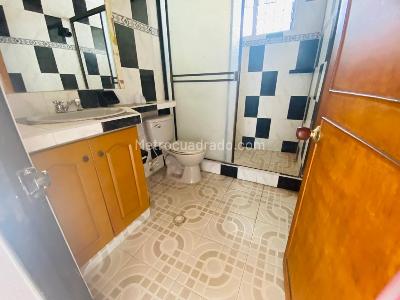 Casa de 5 alcobas en venta en Pueblo Nuevo, Ibagué, 218 m² · foto 11 de 15