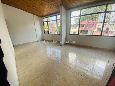 Casa de 5 alcobas en venta en Pueblo Nuevo, Ibagué, 218 m² · foto 4 de 15