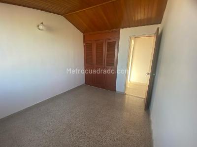 Apartamento de 3 alcobas en venta en Conjunto Torremolinos, Ibagué, 78 m² · foto 13 de 18