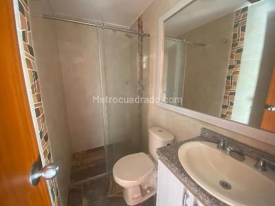 Apartamento de 3 alcobas en venta en Conjunto Torremolinos, Ibagué, 78 m² · foto 15 de 18