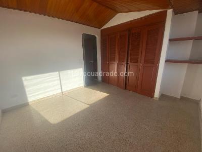 Apartamento de 3 alcobas en venta en Conjunto Torremolinos, Ibagué, 78 m² · foto 17 de 18