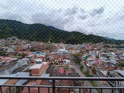 Casa de 3 alcobas en venta en Jardin, Ibagué, 130 m² · foto 4 de 9