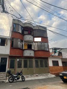 Casa de 5 alcobas en venta en Ambala, Ibagué, 189 m² · foto 2 de 10