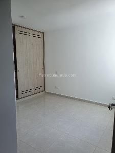 Apartamento de 3 alcobas en venta en Conjunto Torreón De Varsovia, Ibagué, 67 m² · foto 14 de 19