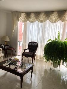 Apartamento de 3 alcobas en venta en Parrales, Ibagué, 126 m² · foto 3 de 15