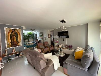 Casa de 4 alcobas en venta en Conjunto Florida 1, Ibagué, 250 m² · foto 2 de 20