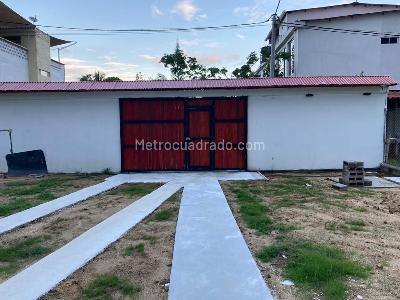 Casa de 4 alcobas en venta en Altos Combeima, Ibagué, 538 m² · foto 2 de 15