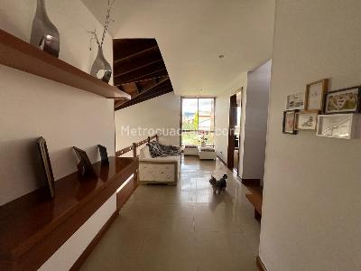 Casa de 5 alcobas en venta en San Nicolas, Chía, 300 m² · foto 8 de 12
