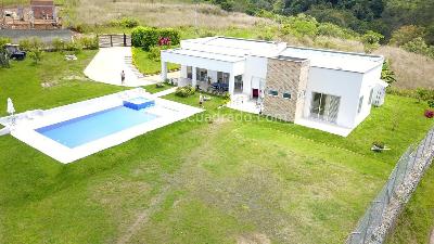 Casa de 4 alcobas en venta en El Salado, Ibagué · foto 14 de 14