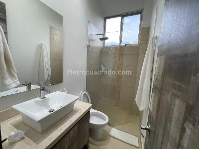Casa de 4 alcobas en venta en El Salado, Ibagué · foto 9 de 14