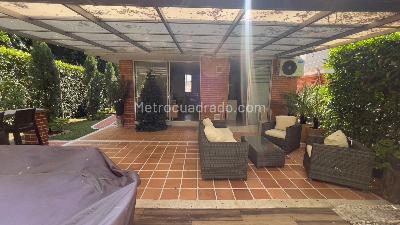 Casa de 3 alcobas en venta en Conjunto Los Lagos, Ibagué, 263 m² · foto 6 de 19