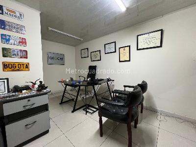 Casa de 4 alcobas en venta en Simon Bolivar, Bogotá, 220 m² · foto 5 de 13