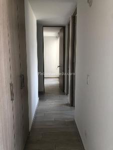 Apartamento de 3 alcobas en venta en Bosque Reservado, Ibagué, 75 m² · foto 6 de 12