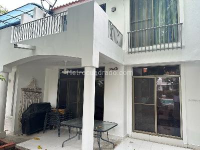 Casa de 3 alcobas en venta en Conjunto Portal De Casaloma, Girardot, 105 m² · foto 6 de 17