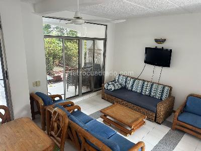 Casa de 3 alcobas en venta en Conjunto Portal De Casaloma, Girardot, 105 m² · foto 2 de 17