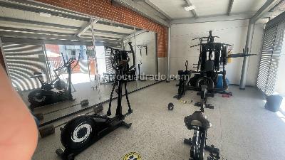 Apartamento de 3 alcobas en venta en Conjunto Terekay, Ibagué, 91 m² · foto 11 de 13