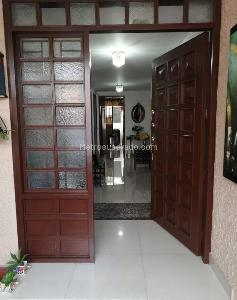 Casa de 4 alcobas en venta en Cedritos Alcala, Bogotá, 212 m² · foto 2 de 20