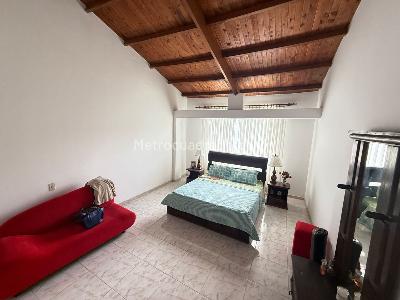 Casa de 4 alcobas en venta en Aparco, Ibagué, 405 m² · foto 11 de 14