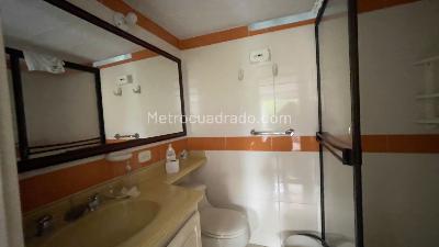 Casa de 5 alcobas en arriendo en Interlaken, Ibagué, 350 m² · foto 9 de 9