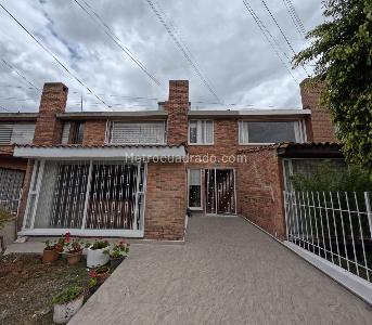 Casa en venta en Cedritos, Bogotá · foto 3 de 20