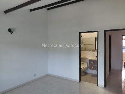 Casa de 4 alcobas en venta en Piedra Pintada, Ibagué, 190 m² · foto 14 de 17