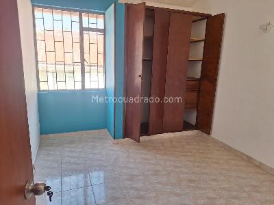 Casa de 4 alcobas en venta en Ub Los Parrales, Ibagué, 145 m² · foto 13 de 18