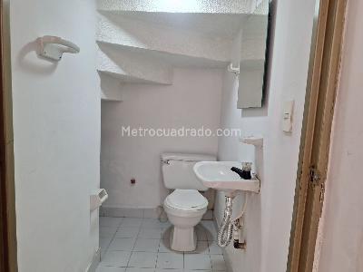 Casa de 4 alcobas en venta en Ub Los Parrales, Ibagué, 145 m² · foto 15 de 18