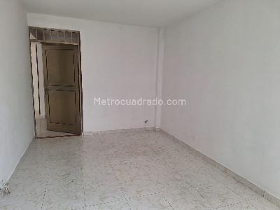Casa de 4 alcobas en venta en Ub Los Parrales, Ibagué, 145 m² · foto 16 de 18