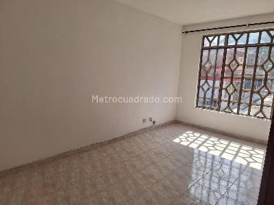 Casa de 4 alcobas en venta en Ub Los Parrales, Ibagué, 145 m² · foto 3 de 18