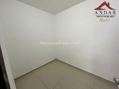 Casa de 5 alcobas en venta en Belen, Ibagué, 414 m² · foto 5 de 16