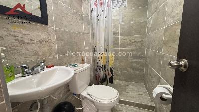Apartamento de 3 alcobas en venta en Miramar, Ibagué, 61 m² · foto 8 de 14