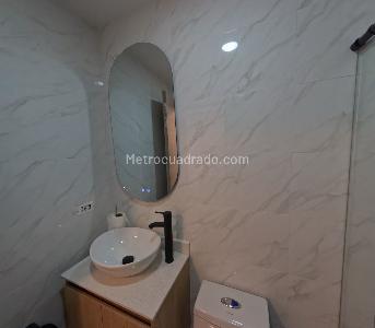 Apartaestudio en venta en Cedritos Acacias, Bogotá, 22 m² · foto 12 de 20