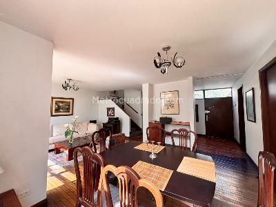 Casa de 5 alcobas en venta en Andes Norte, Bogotá, 243 m² · foto 8 de 19