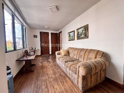 Casa de 5 alcobas en venta en Andes Norte, Bogotá, 243 m² · foto 13 de 19