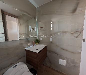 Apartaestudio en venta en Cedritos Acacias, Bogotá, 21 m² · foto 9 de 19